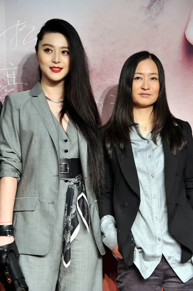 中国女演员范冰冰 中国女演员李宇出席电影 首映式 2011年2月24日在中国北京举行 — 图库照片