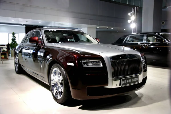 Auto Rolls Royce Vidět Displeji Během Automatické Show Čchung Čching — Stock fotografie