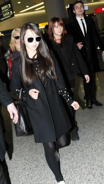 Groupe Sud Coréen Wonder Girls Arrive Aéroport International Pudong Shanghai — Photo