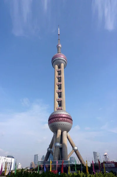 Weergave Van Oriental Pearl Tower Shanghai Augustus 2011 — Stockfoto