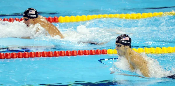 Ryan Lochte Links Michael Phelps Van Verenigde Staten Concurreren Finale — Stockfoto