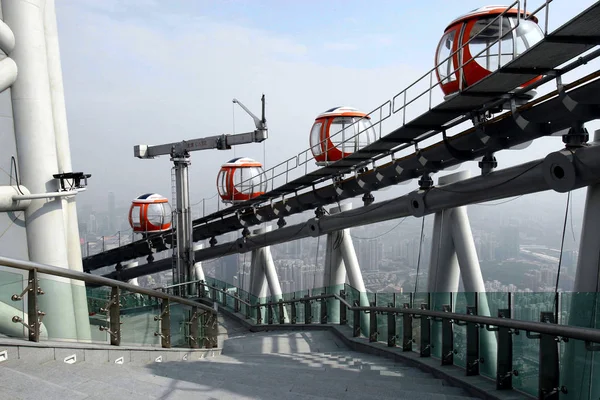 File Worlds Highest Ferris Wheel Pictured Top Canton Tower Guangzhou — стоковое фото