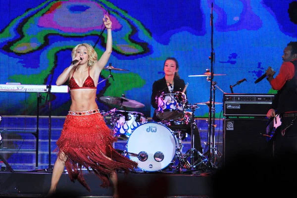 stock image Columbian pop star Shakira Mebarak Ripoll performs during a New Year gala in Nanjing city, east Chinas Jiangsu province, 31 December 2010.