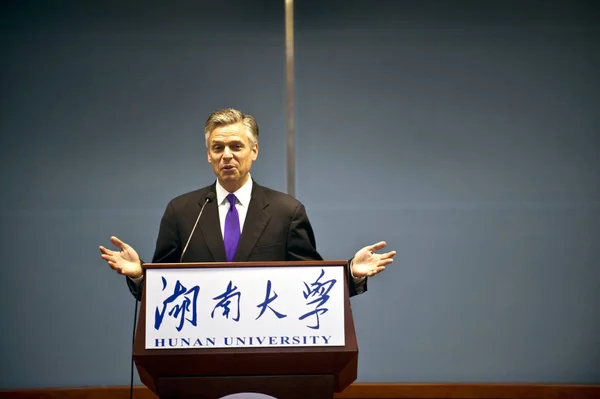 Джон Хантсман Младший Посол Сша Китае Выступает Речью Университете Хунань — стоковое фото