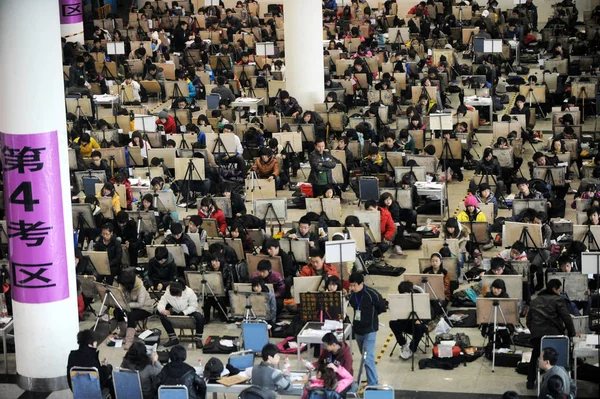 Chinesische Kandidaten Nehmen Februar 2011 Der Aufnahmeprüfung Für Kunsthochschulen Der — Stockfoto