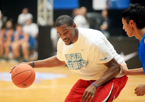 Giocatore Nba Kevin Durant Dell Oklahoma City Thunder Gioca Basket — Foto Stock