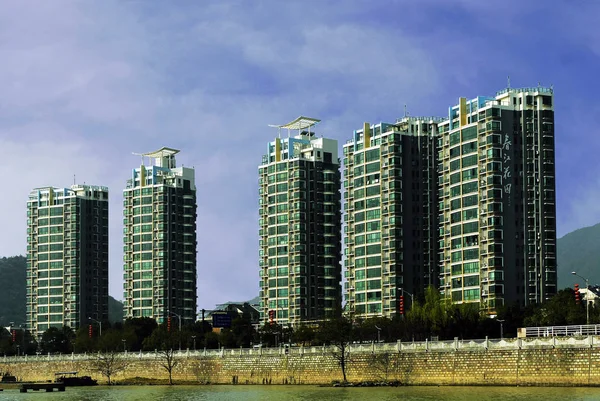 Vista Edifícios Apartamentos Residenciais Cidade Hangzhou Leste Província Chinas Zhejiang — Fotografia de Stock