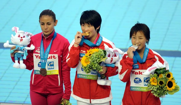 Gauche Droite Médaillée Bronze Paola Espinosa Mexique Chen Ruolin Médaillée — Photo