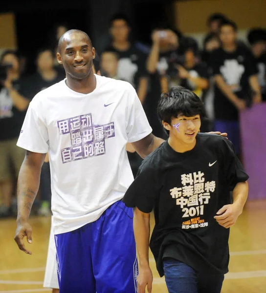 Kobe Bryant Estrella Nba Asiste Una Reunión Con Aficionados Chinos — Foto de Stock