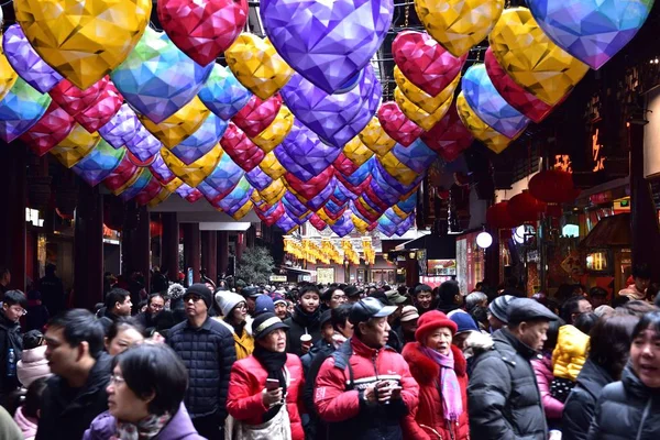 Turistler Çin Yeni Yıl Sırasında Olarak Bilinir Shanghai China Bahar — Stok fotoğraf