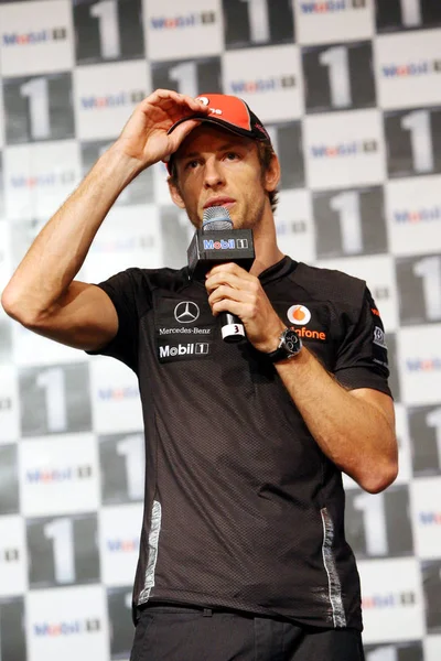 Der Britische Racer Jenson Button Vom Mclaren Mercedes Team Spricht — Stockfoto