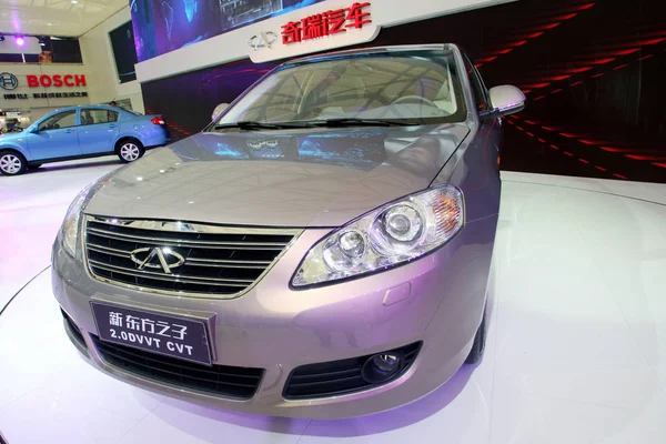 2011年4月19日 在中国上海新国际博览中心举行的第14届上海国际汽车工业展览会上展出了奇瑞新东星 Dvt Cvt 该展被称为2011年上海汽车展 — 图库照片