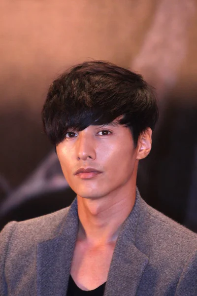 Aktor Korea Selatan Won Bin Menghadiri Pemutaran Perdana Film Barunya — Stok Foto