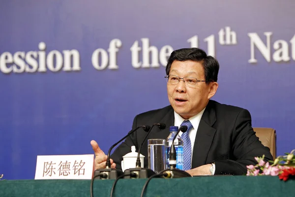 陳デミング 大臣の中国の商取引は 2011 中国の人々 の偉大なホールで第 回国立民族会議 Npc 番目のセッション中に記者会見で質問に答える — ストック写真