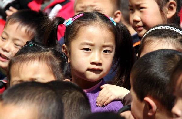 Bambini Cinesi Sono Raffigurati Asilo Nella Città Anyang Provincia Centrale — Foto Stock