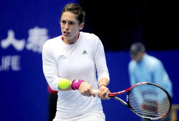 Andrea Petkovic Alemanha Retorna Tiro Contra Monica Niculescu Romênia Sua — Fotografia de Stock