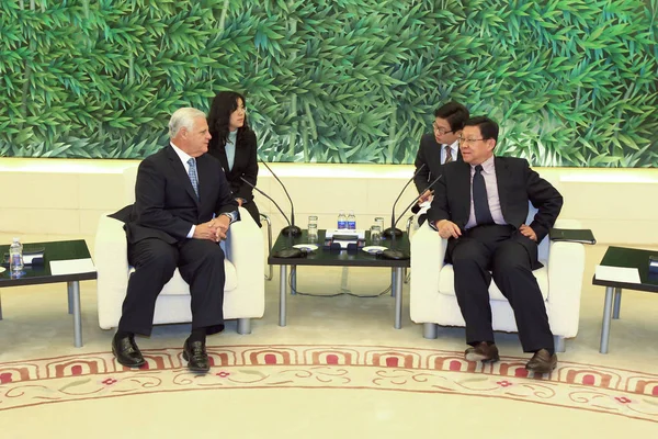 Chen Deming Ministro Del Commercio Cinese Parla Con Henry Kravis — Foto Stock