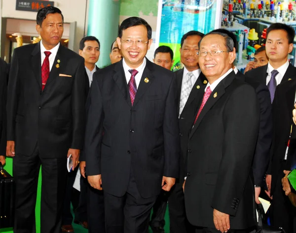 Vicepresidente Birmano Tin Aung Myint Segundo Izquierda Primera Fila Otros — Foto de Stock