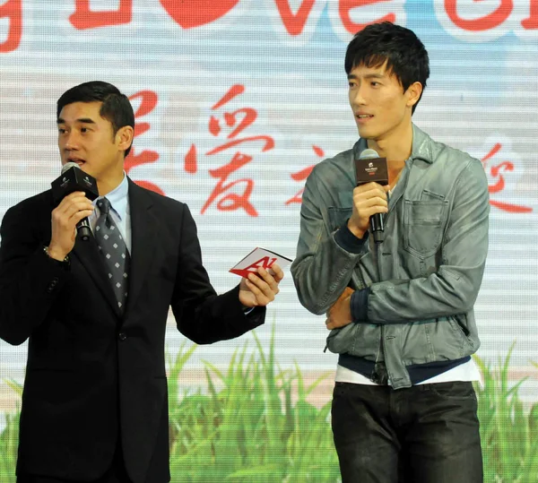 中国のスター シアン 2011年10月31日 上海で エイズによって最も大きな打撃を受けた雲南孤児に恩恵を与える2011年ゲーリー プレイヤー招待状のチャリティーオークションに出席する — ストック写真