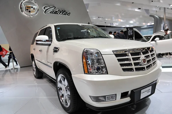 Cadillac Escalade Muestra 14ª Exposición Internacional Industria Automotriz Shanghai Conocida —  Fotos de Stock