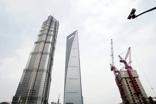 Torre Shanghai Derecha Está Construcción Junto Torre Jinmao Izquierda Centro —  Fotos de Stock