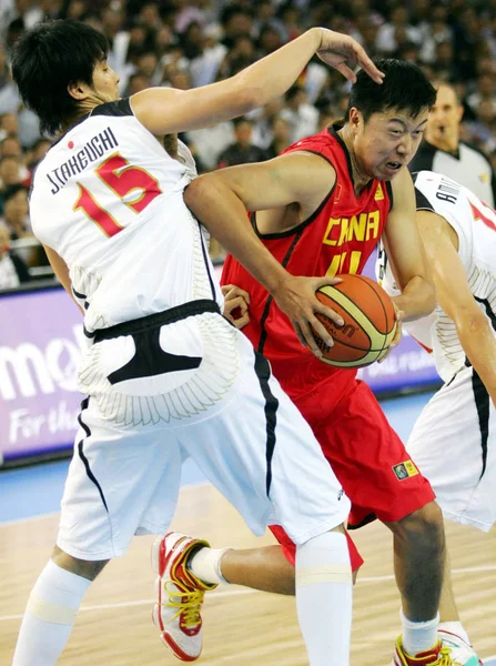 Chinas Wang Zhizhi Centro Desafía Joji Takeuchi Japón Izquierda Partido — Foto de Stock