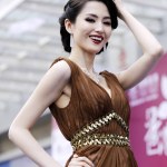 Onalar sizni yalashga majbur qiladi