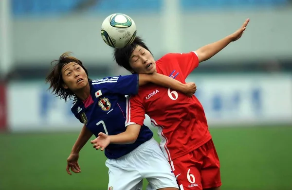 Japanese Ando Kozue Fights Ball Asian Womens Football Qualifier North — Stock Photo, Image