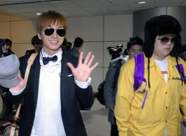 Grupo Pop Sul Coreano Super Junior Chega Aeroporto Internacional Taiwan — Fotografia de Stock