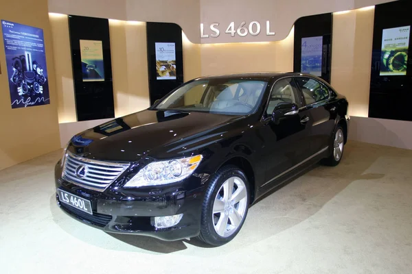 Lexus 460L Şanghay Şangay Yeni Uluslararası Fuar Merkezi Nde Çin — Stok fotoğraf