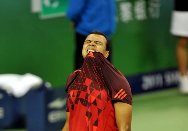 Wilfried Tsonga Frankrike Biter Sin Tee Skjorta Andra Omgången Match — Stockfoto