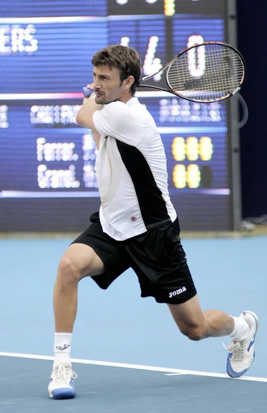 Juan Carlos Ferrero España Devuelve Tiro Contra Marcel Granollers España — Foto de Stock