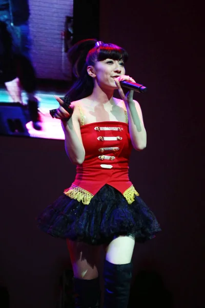 Γιαπωνέζα Τραγουδίστρια Tamaki Ναμί Της Pop Εκτελεί Συναυλία Της Στη — Φωτογραφία Αρχείου