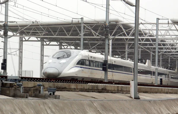 Tren Crh China Railway High Speed Pasa Través Estación Tren —  Fotos de Stock
