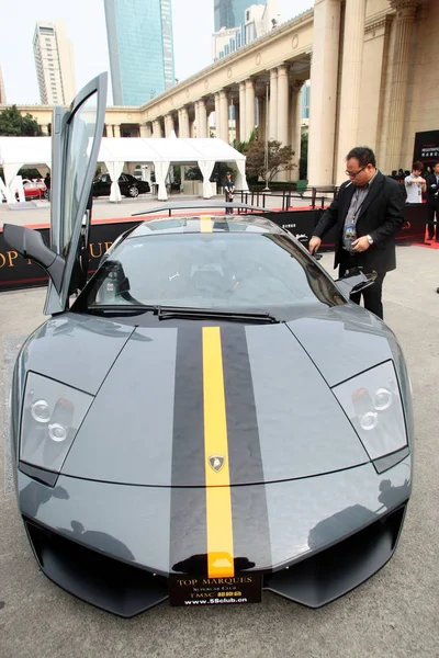 Visitante Mira Roadster Lamborghini Durante Top Marques Shanghai 2011 Shanghai — Foto de Stock