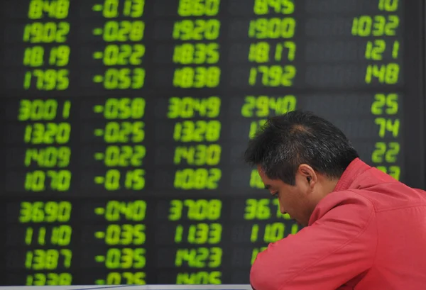 Investor Cina Melihat Harga Saham Hijau Untuk Harga Jatuh Sebuah — Stok Foto