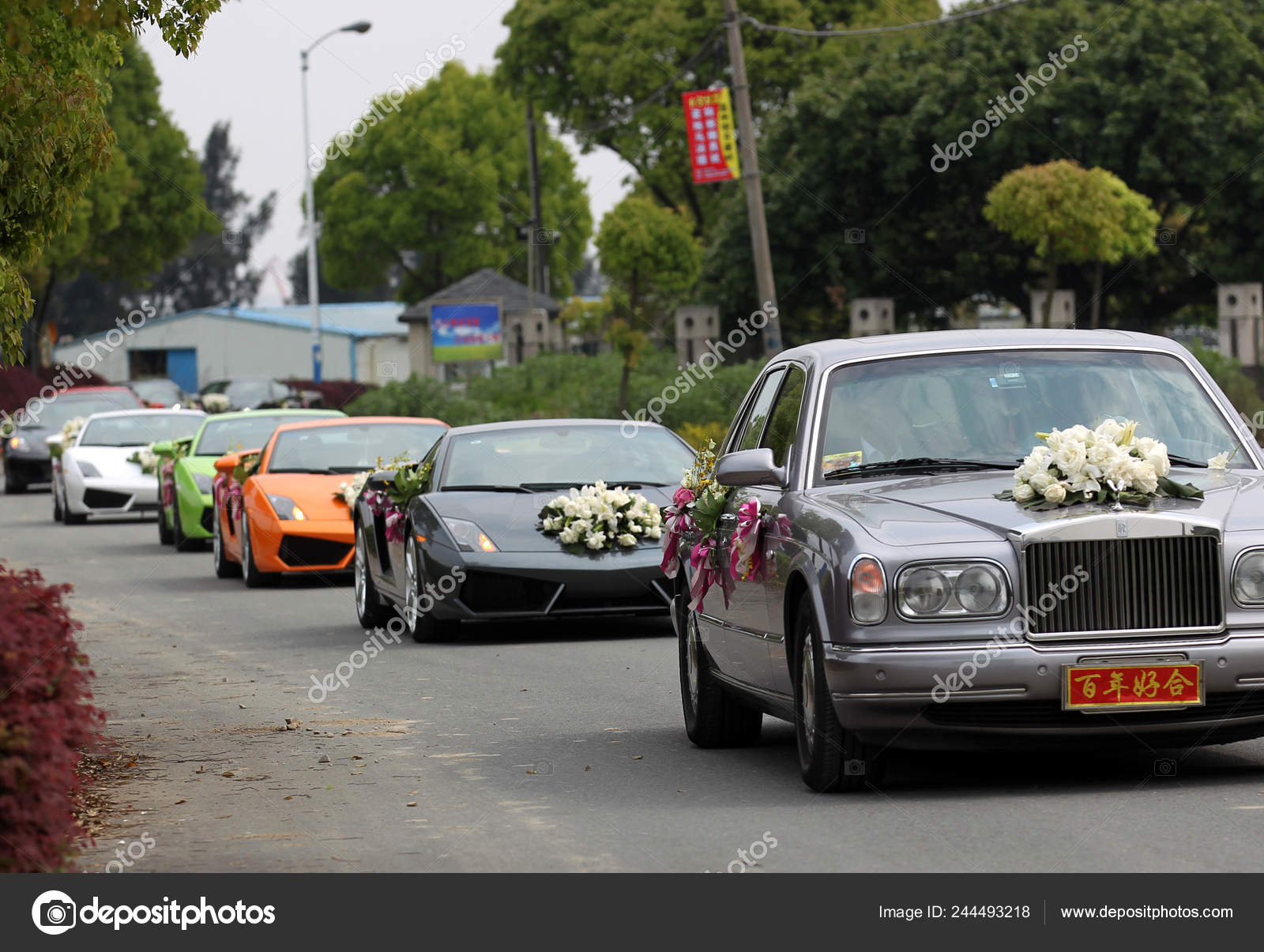 Rolls Royce Limousine Lamborghini Sports Cars Pictured Luxury Wedding Motorcade Stock Editorial Photo C Chinaimages