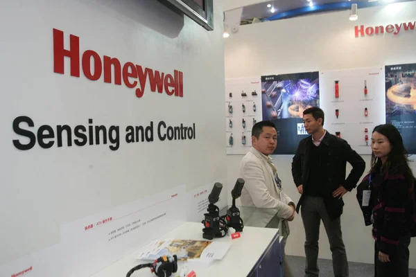 File Staff São Retratados Honeywell Fabricante Diversificado Dos Eua Xangai — Fotografia de Stock