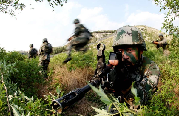 Des Soldats Chinois Apl Participent Une Compétition Entraînement Terroriste Dans — Photo