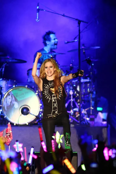 Canadian Singer Avril Lavigne Performs Concert Her Black Star Tour — Stock Photo, Image