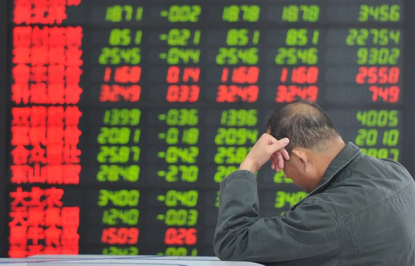 Investor Cina Melihat Harga Saham Hijau Untuk Harga Jatuh Sebuah — Stok Foto