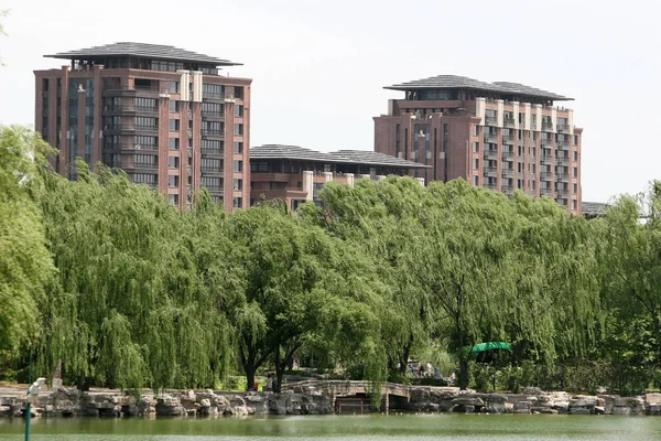 Vista Los Edificios Residenciales Del Complejo Diaoyutai Distrito Haidian Beijing — Foto de Stock