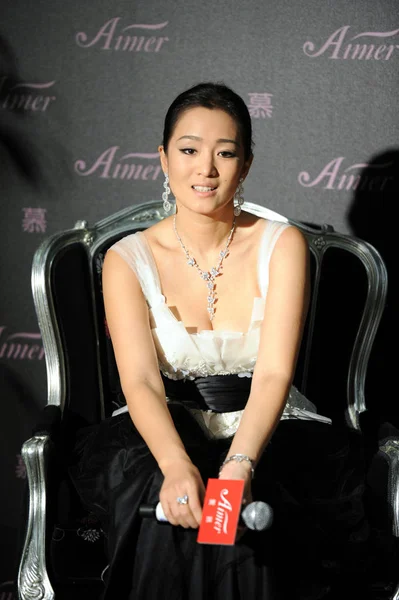 Китайская Актриса Гун Интервью Модном Показе Белья Aimer Время Весенней — стоковое фото
