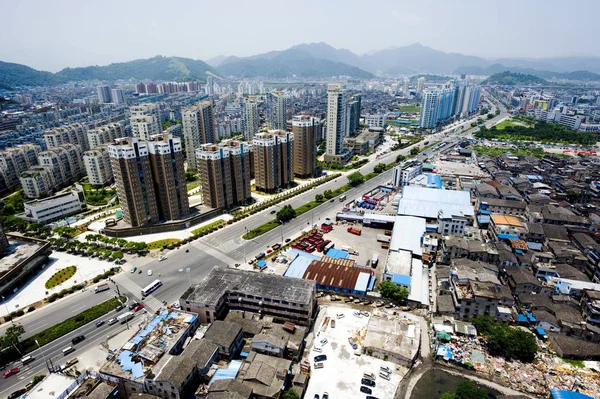 Vista Aérea Aglomerados Casas Antigas Novos Edifícios Residenciais Cidade Wenzhou — Fotografia de Stock