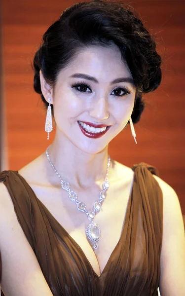Hong Kong Actress Leni Lan Lan Yan Attends Opening Ceremony — Stock Photo, Image