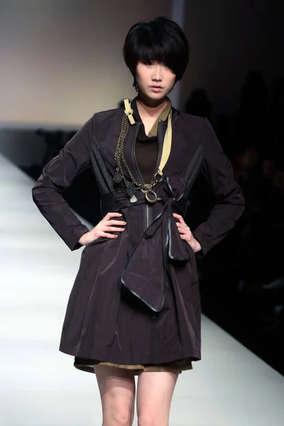 Beatrice Modevisning Shanghai 2011 Höst Vinter Fashion Week Shanghai Kina — Stockfoto