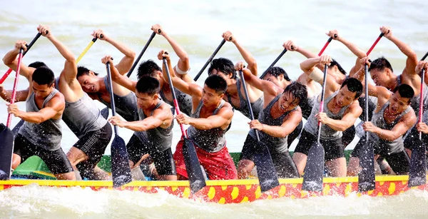 Partecipanti Sfideranno Una Gara Drago Barca Celebrare Duanwu Festival Noto — Foto Stock