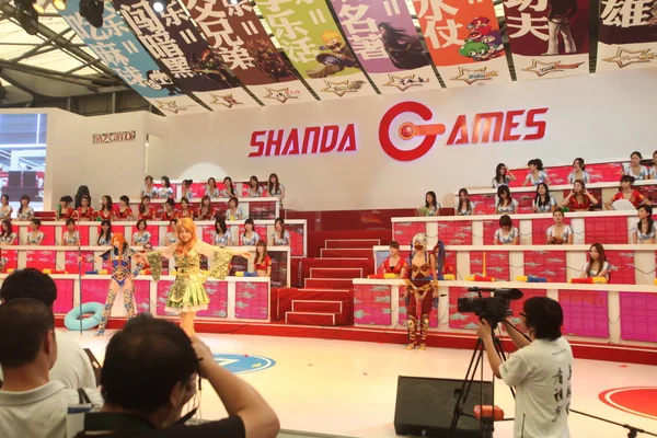 File Showgirls Sont Photographiés Sur Stand Shanda Games Lors China — Photo