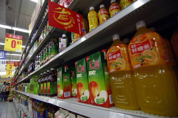 Cajas Jugo Huiyuan Ven Para Venta Supermercado Nantong Provincia Jiangsu —  Fotos de Stock