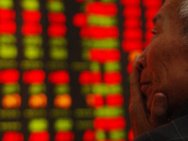 Investor Cina Melihat Harga Saham Hijau Untuk Harga Jatuh Sebuah — Stok Foto